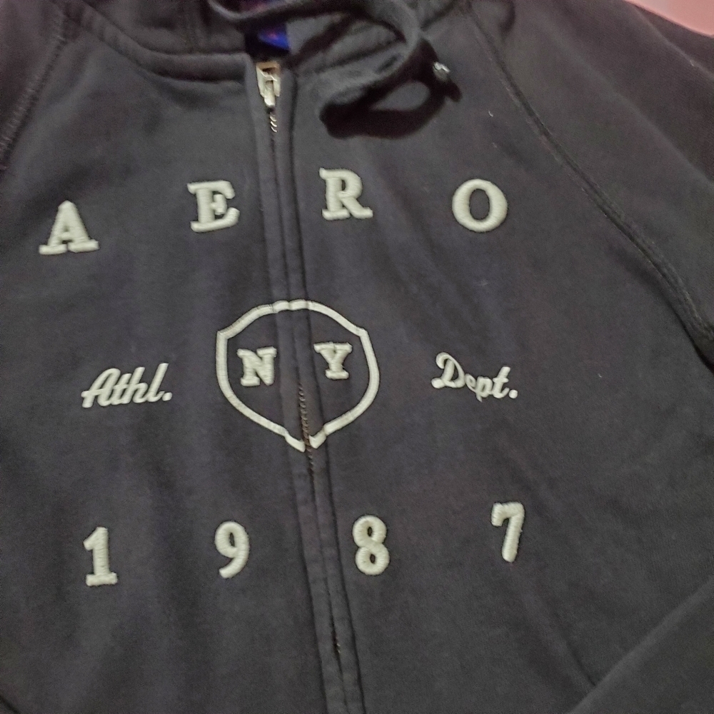 Areopostale Black and White Hoodie - Picture 3 of 5